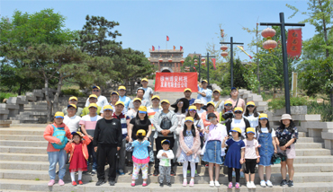 少妇精品无码一区二区免费视频组织全体员工去沂水旅游